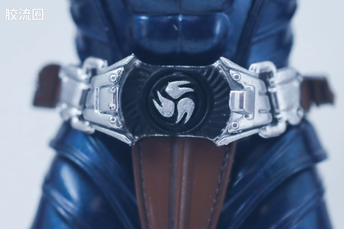 SHF 真骨雕假面骑士系列 假面骑士响鬼 20th Anniversary Ver. - 图片